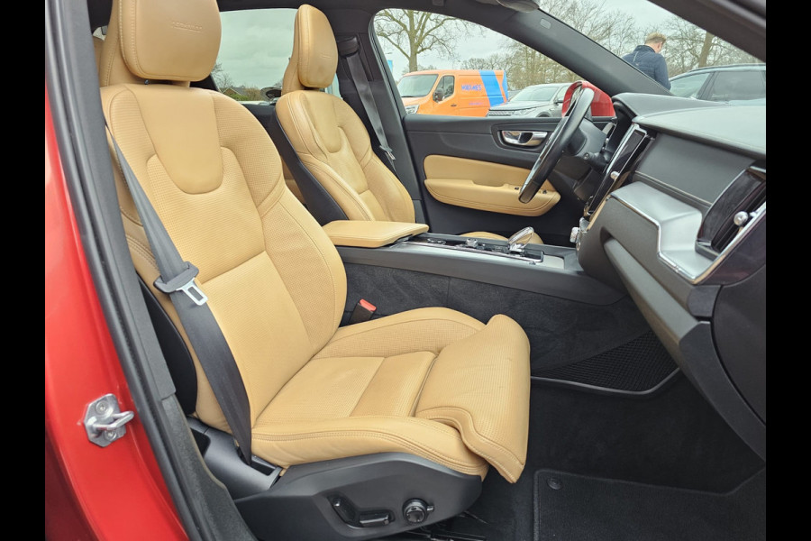 Volvo XC60 2.0 T8 AWD Polestar Engineered PHEV | Intellisafe | Pano | Trekhaak | Standverwarming | Leder | Stoelverwarming | Elek. stoelen + mermory | Vol |