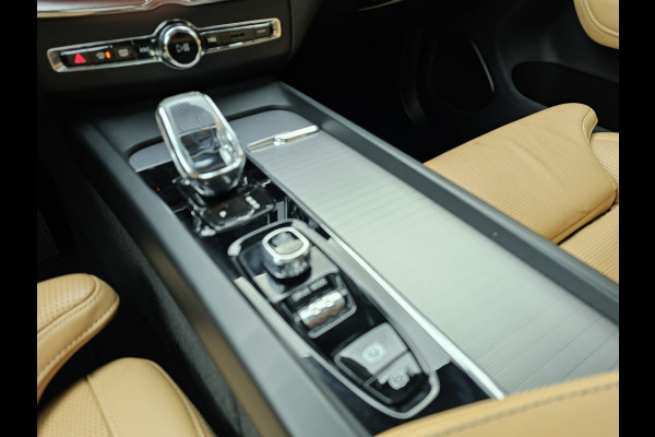 Volvo XC60 2.0 T8 AWD Polestar Engineered PHEV | Intellisafe | Pano | Trekhaak | Standverwarming | Leder | Stoelverwarming | Elek. stoelen + mermory | Vol |