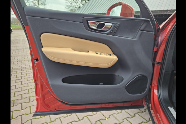 Volvo XC60 2.0 T8 AWD Polestar Engineered PHEV | Intellisafe | Pano | Trekhaak | Standverwarming | Leder | Stoelverwarming | Elek. stoelen + mermory | Vol |