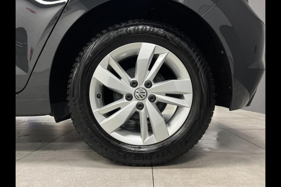 Volkswagen Polo 1.0 | PDC | Clima| Carplay| Virtual Cockpit|