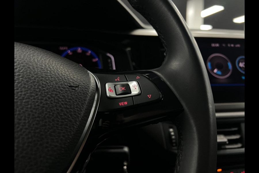 Volkswagen Polo 1.0 | PDC | Clima| Carplay| Virtual Cockpit|