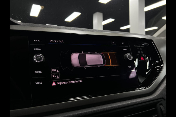 Volkswagen Polo 1.0 | PDC | Clima| Carplay| Virtual Cockpit|