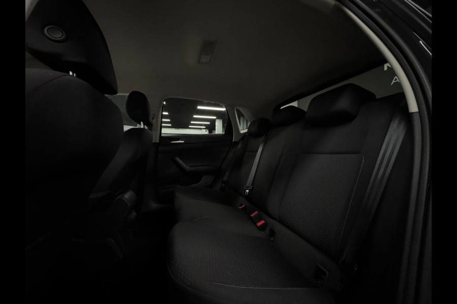 Volkswagen Polo 1.0 | PDC | Clima| Carplay| Virtual Cockpit|