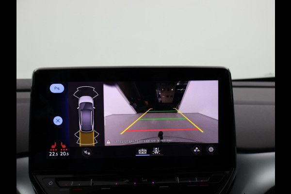 Volkswagen ID.4 FIRST 77 kWh 1st + 20 INCH LMV | TREKHAAK | CAMERA | SFEERVERLICHTING | ADAPTIVE CRUISE | STOELVERW.