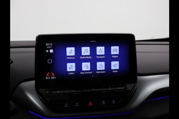 Volkswagen ID.4 FIRST 77 kWh 1st + 20 INCH LMV | TREKHAAK | CAMERA | SFEERVERLICHTING | ADAPTIVE CRUISE | STOELVERW.