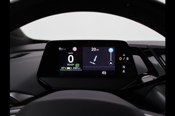 Volkswagen ID.4 FIRST 77 kWh 1st + 20 INCH LMV | TREKHAAK | CAMERA | SFEERVERLICHTING | ADAPTIVE CRUISE | STOELVERW.