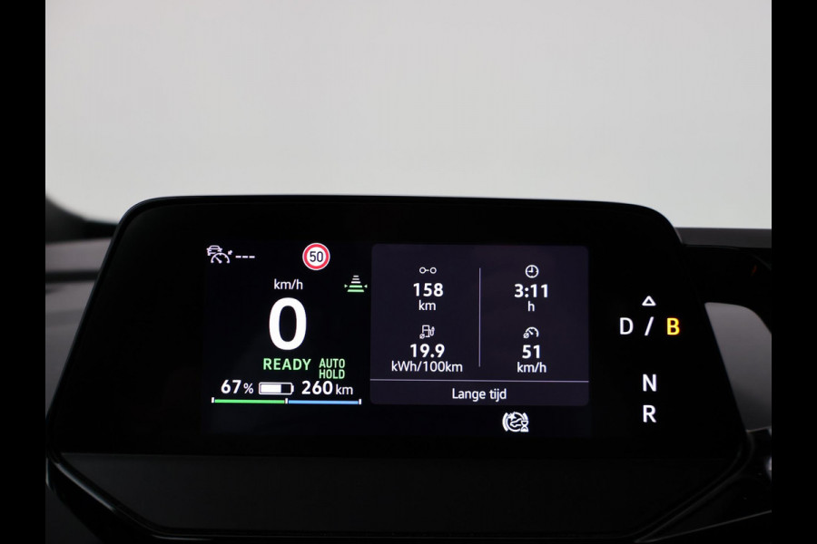 Volkswagen ID.4 FIRST 77 kWh 1st + 20 INCH LMV | TREKHAAK | CAMERA | SFEERVERLICHTING | ADAPTIVE CRUISE | STOELVERW.