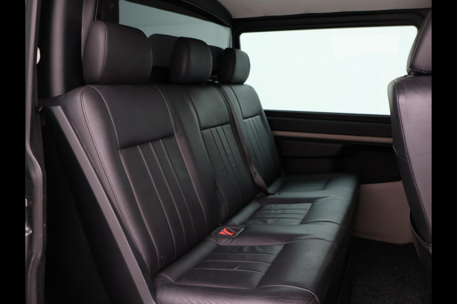 Volkswagen Transporter 2.0 TDI 150 PK DSG DUBBEL CABINE HIGHLINE + LEDER | CAMERA | LED | CARPLAY | T-EDITION