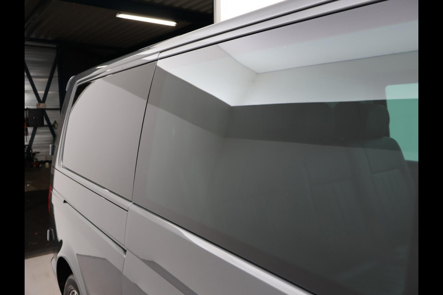 Volkswagen Transporter 2.0 TDI 150 PK DSG DUBBEL CABINE HIGHLINE + LEDER | CAMERA | LED | CARPLAY | T-EDITION