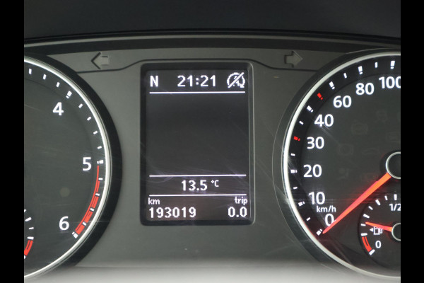 Volkswagen Transporter 2.0 TDI 150 PK DSG DUBBEL CABINE HIGHLINE + LEDER | CAMERA | LED | CARPLAY | T-EDITION