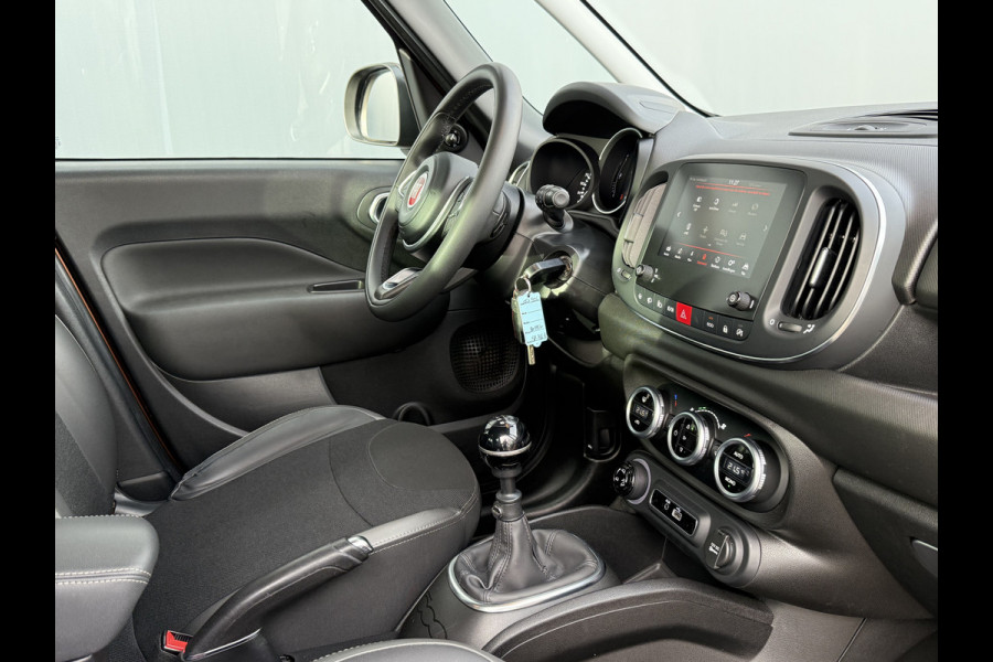 Fiat 500L BWJ 2018 | 0.9 TwinAir 105PK Cross | TREKHAAK | NAVI | CLIMA | CAMERA | PDC | LEDER/STOF | CARPLAY | PRIVACY GLASS |