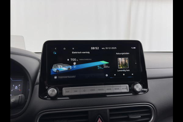 Hyundai Kona EV Fashion 64 kWh (3-Fase) {SOH-100%} (INCL-BTW)  Aut * HEATPUMP | NAVI-FULLMAP | LEATHER-FABRIC | KEYLESS | CAMERA | DAB | ECC | PDC | ADAPTIVE-CRUISE | LANE-ASSIST | HEATED SEATS | PRIVACY-GLASS | HEAD-UP | SHIFT-PADDLES | 17"A