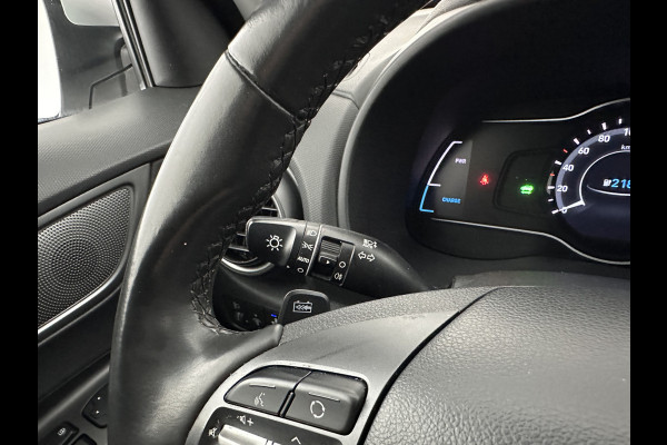 Hyundai Kona EV Fashion 64 kWh (3-Fase) {SOH-100%} (INCL-BTW)  Aut * HEATPUMP | NAVI-FULLMAP | LEATHER-FABRIC | KEYLESS | CAMERA | DAB | ECC | PDC | ADAPTIVE-CRUISE | LANE-ASSIST | HEATED SEATS | PRIVACY-GLASS | HEAD-UP | SHIFT-PADDLES | 17"A