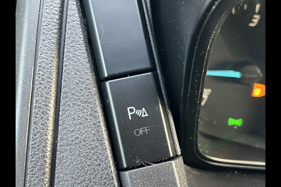 Ford Transit 350 2.0 TDCI L4H3 DC Dubbel Cabine 5Pers.