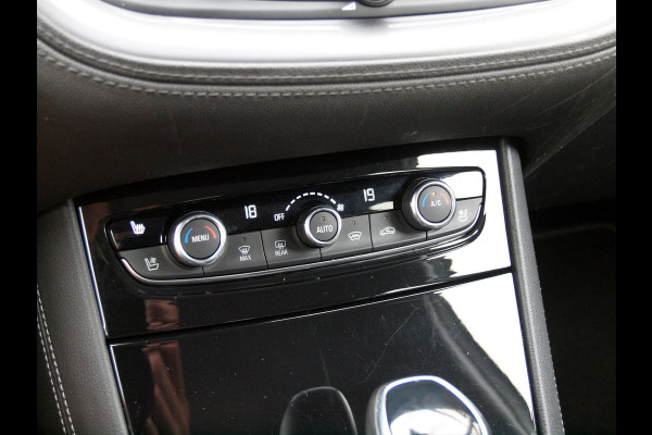 Opel Grandland X 1.2 Turbo Innovation | Gereviseerde motor | Automaat | Camera | Apple Carplay | Leer | Trekhaak |
