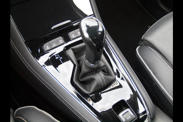 Opel Grandland X 1.2 Turbo Innovation | Gereviseerde motor | Automaat | Camera | Apple Carplay | Leer | Trekhaak |