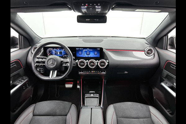 Mercedes-Benz GLA 250 e AMG Plug-In Hybride 5 spaaks lichtmetalen velgen | Navigatie | Parking support met camera | Inclusief 24 maanden MB Certified garantie voor Europa.