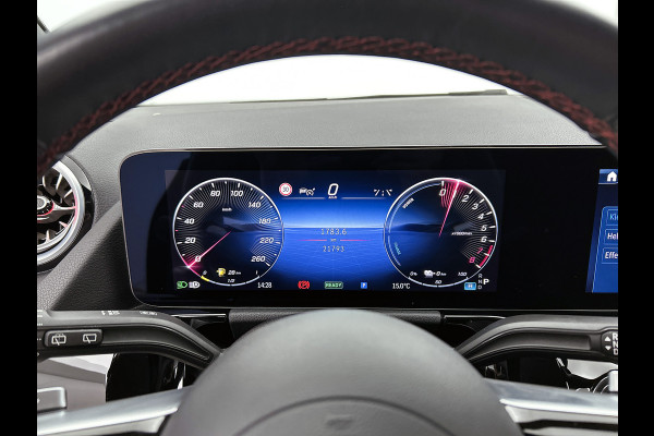 Mercedes-Benz GLA 250 e AMG Plug-In Hybride 5 spaaks lichtmetalen velgen | Navigatie | Parking support met camera | Inclusief 24 maanden MB Certified garantie voor Europa.