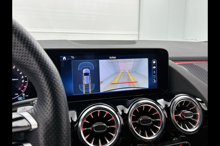 Mercedes-Benz GLA 250 e AMG Plug-In Hybride 5 spaaks lichtmetalen velgen | Navigatie | Parking support met camera | Inclusief 24 maanden MB Certified garantie voor Europa.