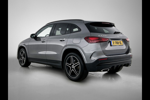 Mercedes-Benz GLA 250 e AMG Plug-In Hybride 5 spaaks lichtmetalen velgen | Navigatie | Parking support met camera | Inclusief 24 maanden MB Certified garantie voor Europa.