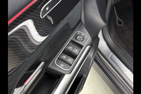 Mercedes-Benz GLA 250 e AMG Plug-In Hybride 5 spaaks lichtmetalen velgen | Navigatie | Parking support met camera | Inclusief 24 maanden MB Certified garantie voor Europa.