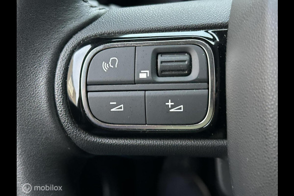 Citroën C3 Aircross 1.2 PureTech Max 110 PK 17" LM / FM nav / camera / LED