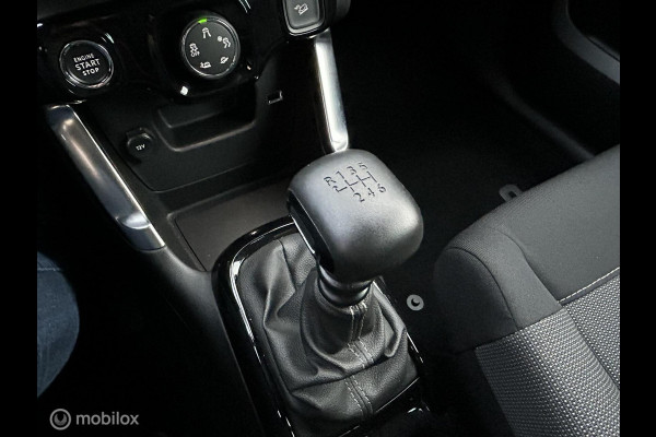 Citroën C3 Aircross 1.2 PureTech Max 110 PK 17" LM / FM nav / camera / LED