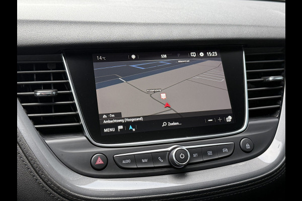 Opel Grandland X BWJ 2019 | 1.2T 131PK Bus. Executive | TREKHAAK | PANO DAK | CLIMA | NAVI | 18'' LMV | CARPLAY | SPORTSTOELEN | PDC 2X