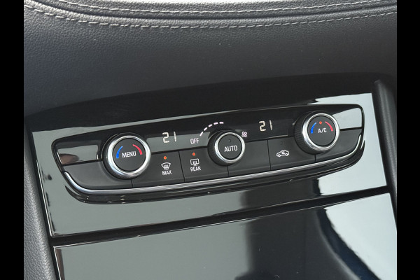 Opel Grandland X BWJ 2019 | 1.2T 131PK Bus. Executive | TREKHAAK | PANO DAK | CLIMA | NAVI | 18'' LMV | CARPLAY | SPORTSTOELEN | PDC 2X