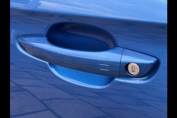 Opel Grandland X BWJ 2019 | 1.2T 131PK Bus. Executive | TREKHAAK | PANO DAK | CLIMA | NAVI | 18'' LMV | CARPLAY | SPORTSTOELEN | PDC 2X