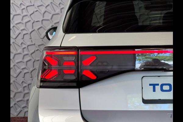 Volkswagen T-Cross ✅ NIEUWE AUTO ✅ TSI 115PK R-LINE EDITION KEYLESS TREKHAAK LED IQ CAMERA STOELVERW ✅2025✅ "Volkswagen rijden begint bij Topautos.nl – 75 topmodellen direct op voorraad!"