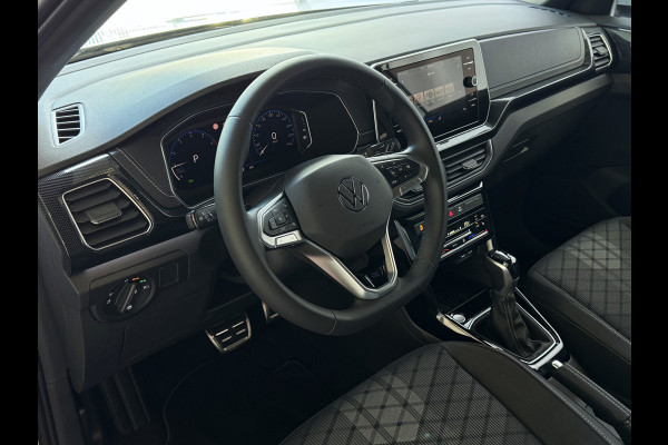 Volkswagen T-Cross ✅ NIEUWE AUTO ✅ TSI 115PK R-LINE EDITION KEYLESS TREKHAAK LED IQ CAMERA STOELVERW ✅2025✅ "Volkswagen rijden begint bij Topautos.nl – 75 topmodellen direct op voorraad!"