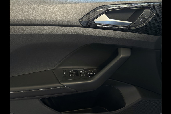 Volkswagen T-Cross ✅ NIEUWE AUTO ✅ TSI 115PK R-LINE EDITION KEYLESS TREKHAAK LED IQ CAMERA STOELVERW ✅2025✅ "Volkswagen rijden begint bij Topautos.nl – 75 topmodellen direct op voorraad!"