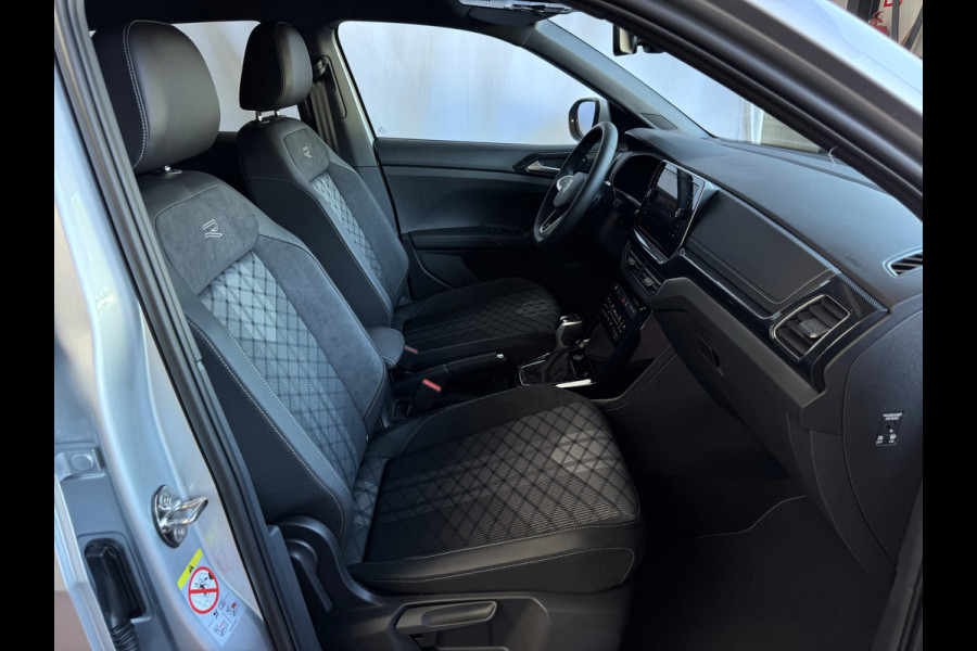Volkswagen T-Cross ✅ NIEUWE AUTO ✅ TSI 115PK R-LINE EDITION KEYLESS TREKHAAK LED IQ CAMERA STOELVERW ✅2025✅ "Volkswagen rijden begint bij Topautos.nl – 75 topmodellen direct op voorraad!"