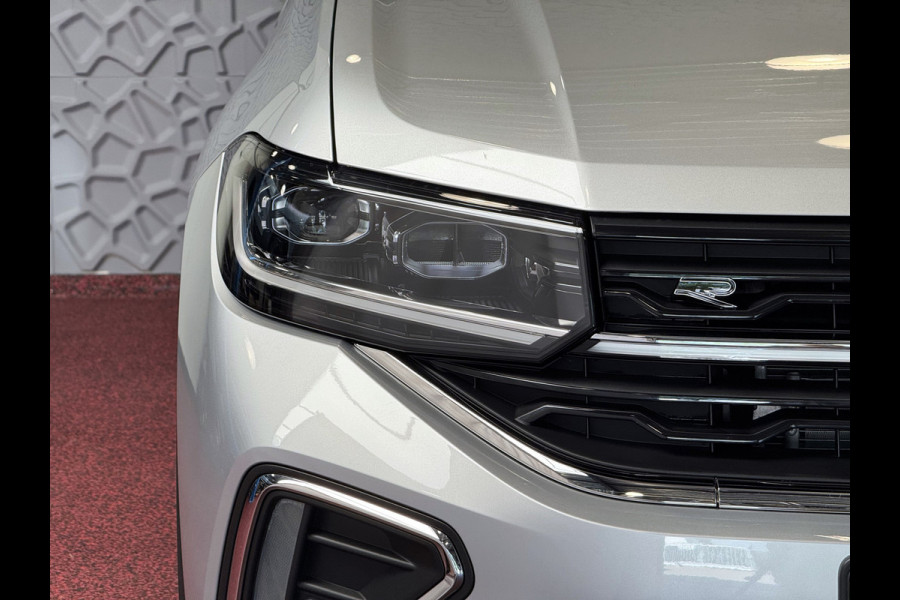 Volkswagen T-Cross ✅ NIEUWE AUTO ✅ TSI 115PK R-LINE EDITION KEYLESS TREKHAAK LED IQ CAMERA STOELVERW ✅2025✅ "Volkswagen rijden begint bij Topautos.nl – 75 topmodellen direct op voorraad!"