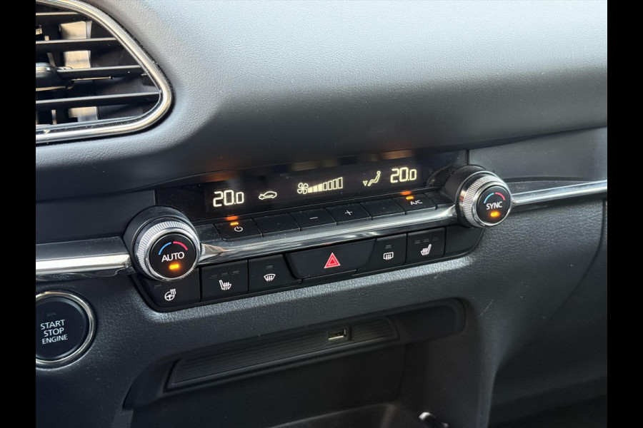 Mazda CX-30 Skyactiv-X 180pk Automaat Luxury | Eerste eigenaar, Trekhaak, Bose, 360 Camera, Leer, Dodehoekherkenning, Stoelverwarming