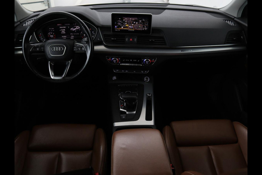 Audi Q5 2.0 TDI quattro Sport | Leder | Stoelverwarming | Trekhaak | Virtual Cockpit | Navigatie | Keyless | Xenon | Elektrische stoelen | Climate control | Parkeerhulp | Cruise control