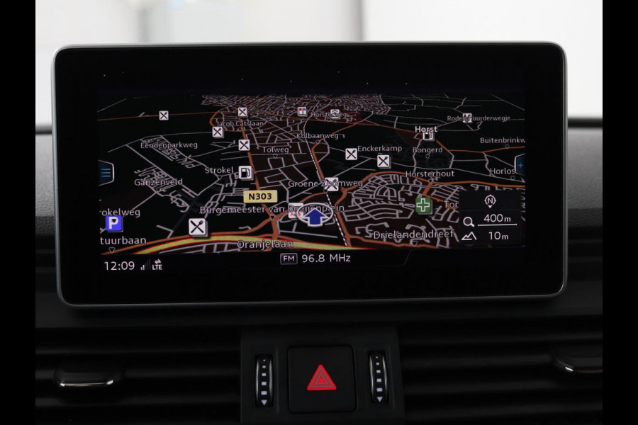 Audi Q5 2.0 TDI quattro Sport | Leder | Stoelverwarming | Trekhaak | Virtual Cockpit | Navigatie | Keyless | Xenon | Elektrische stoelen | Climate control | Parkeerhulp | Cruise control