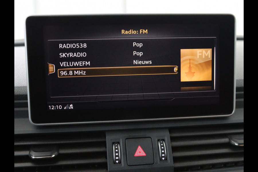 Audi Q5 2.0 TDI quattro Sport | Leder | Stoelverwarming | Trekhaak | Virtual Cockpit | Navigatie | Keyless | Xenon | Elektrische stoelen | Climate control | Parkeerhulp | Cruise control