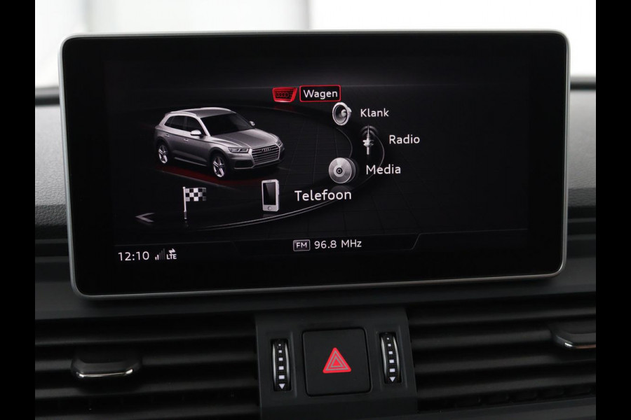 Audi Q5 2.0 TDI quattro Sport | Leder | Stoelverwarming | Trekhaak | Virtual Cockpit | Navigatie | Keyless | Xenon | Elektrische stoelen | Climate control | Parkeerhulp | Cruise control