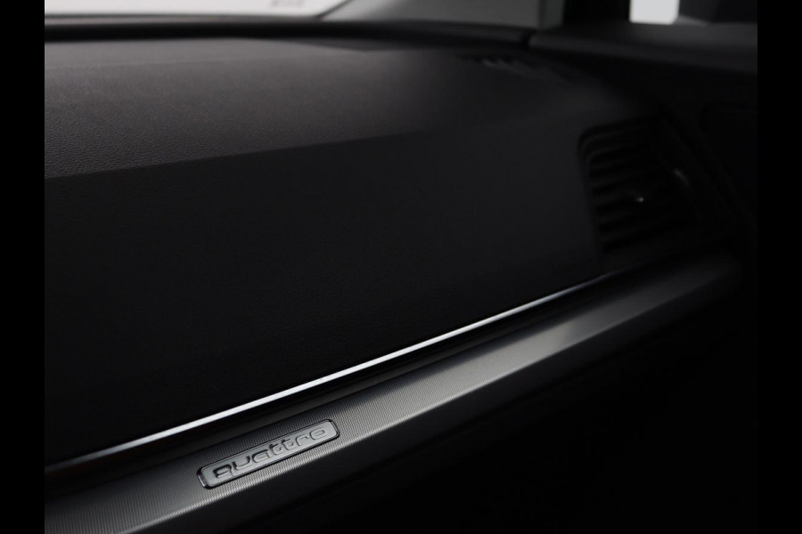 Audi Q5 2.0 TDI quattro Sport | Leder | Stoelverwarming | Trekhaak | Virtual Cockpit | Navigatie | Keyless | Xenon | Elektrische stoelen | Climate control | Parkeerhulp | Cruise control