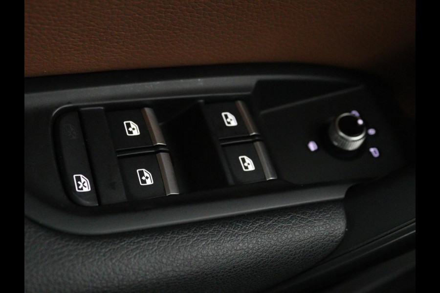 Audi Q5 2.0 TDI quattro Sport | Leder | Stoelverwarming | Trekhaak | Virtual Cockpit | Navigatie | Keyless | Xenon | Elektrische stoelen | Climate control | Parkeerhulp | Cruise control