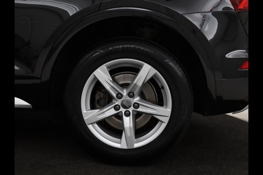 Audi Q5 2.0 TDI quattro Sport | Leder | Stoelverwarming | Trekhaak | Virtual Cockpit | Navigatie | Keyless | Xenon | Elektrische stoelen | Climate control | Parkeerhulp | Cruise control