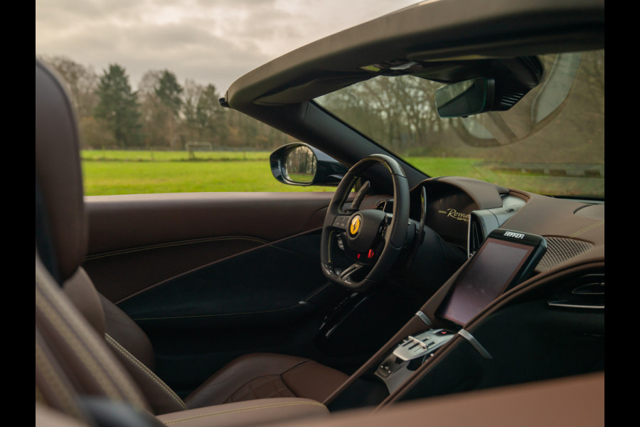 Ferrari Roma Spider 3.9 V8 | Verde British | Pass. display | Carbon stuur