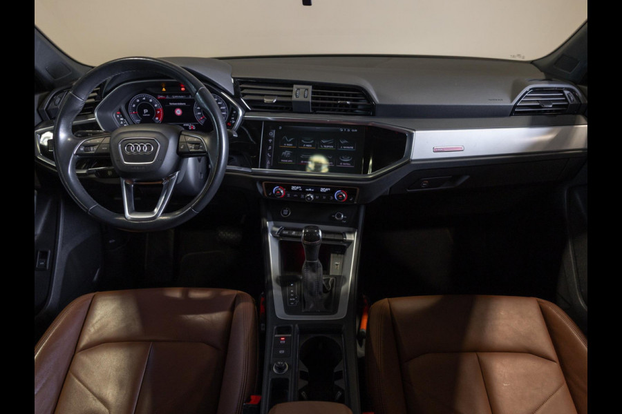 Audi Q3 Sportback 35 TFSI Business Edition / 150pk / Panorama dak / Keyless / Rondomzicht camera /