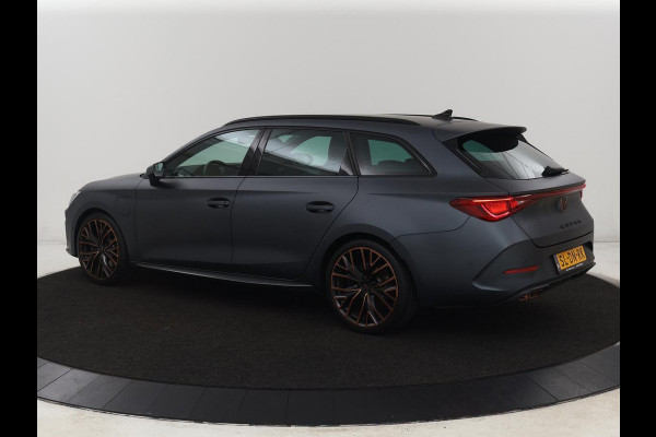 CUPRA Leon 1.4 eHybrid VZ | 245pk | Leder | Stoelverwarming | Camera | Carplay | Memory | Sfeerverlichting | Navigatie | Adaptive cruise | Keyless | Sportstoelen | Full LED | 19'' | PHEV | Plug In