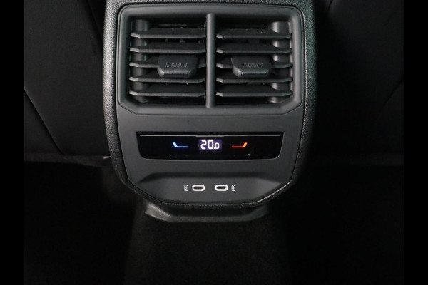 CUPRA Leon 1.4 eHybrid VZ | 245pk | Leder | Stoelverwarming | Camera | Carplay | Memory | Sfeerverlichting | Navigatie | Adaptive cruise | Keyless | Sportstoelen | Full LED | 19'' | PHEV | Plug In