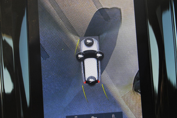 Volvo XC60 B5 250PK Automaat Momentum Exclusive Harman Kardon audio / Panormaisch schuif-kanteldak / Elektrisch met geheugen verstelbare voorstoelen