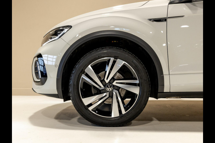 Volkswagen T-Roc 1.5 TSI R-Line Edition / 150pk / Panorama dak / Beats / Stoel en stuur verwarming /