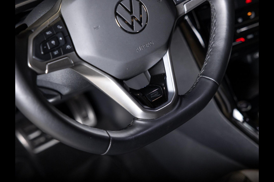 Volkswagen T-Roc 1.5 TSI R-Line Edition / 150pk / Panorama dak / Beats / Stoel en stuur verwarming /